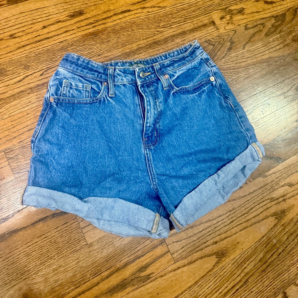 Wild Fable Blue Jean Shorts embroidered Happy size 26